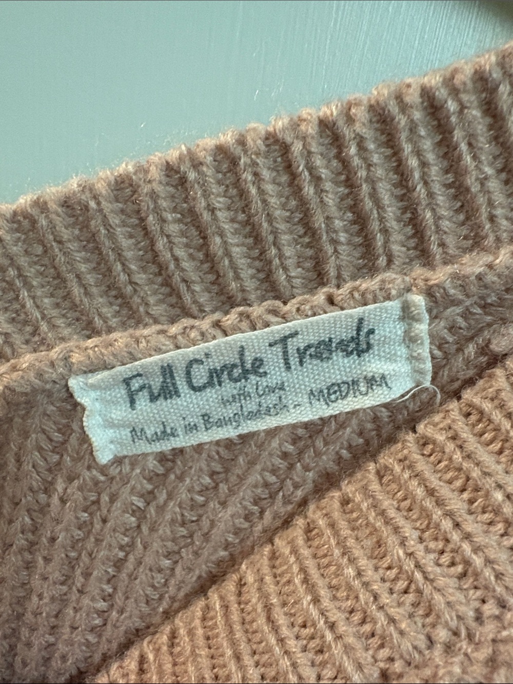 FULL CIRCLE TRENDS V-Neck Knit Sweater in Blush Pink - Picture 2 of 8